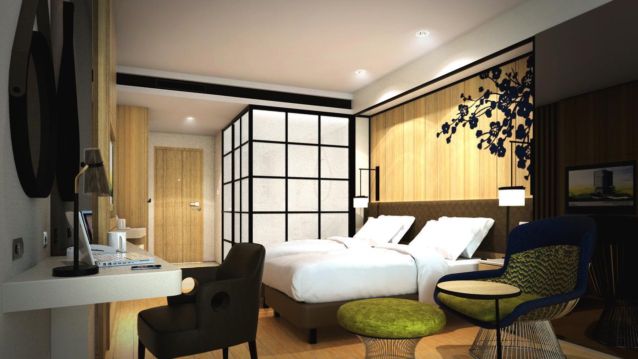 Novotel Karawang Esterno foto