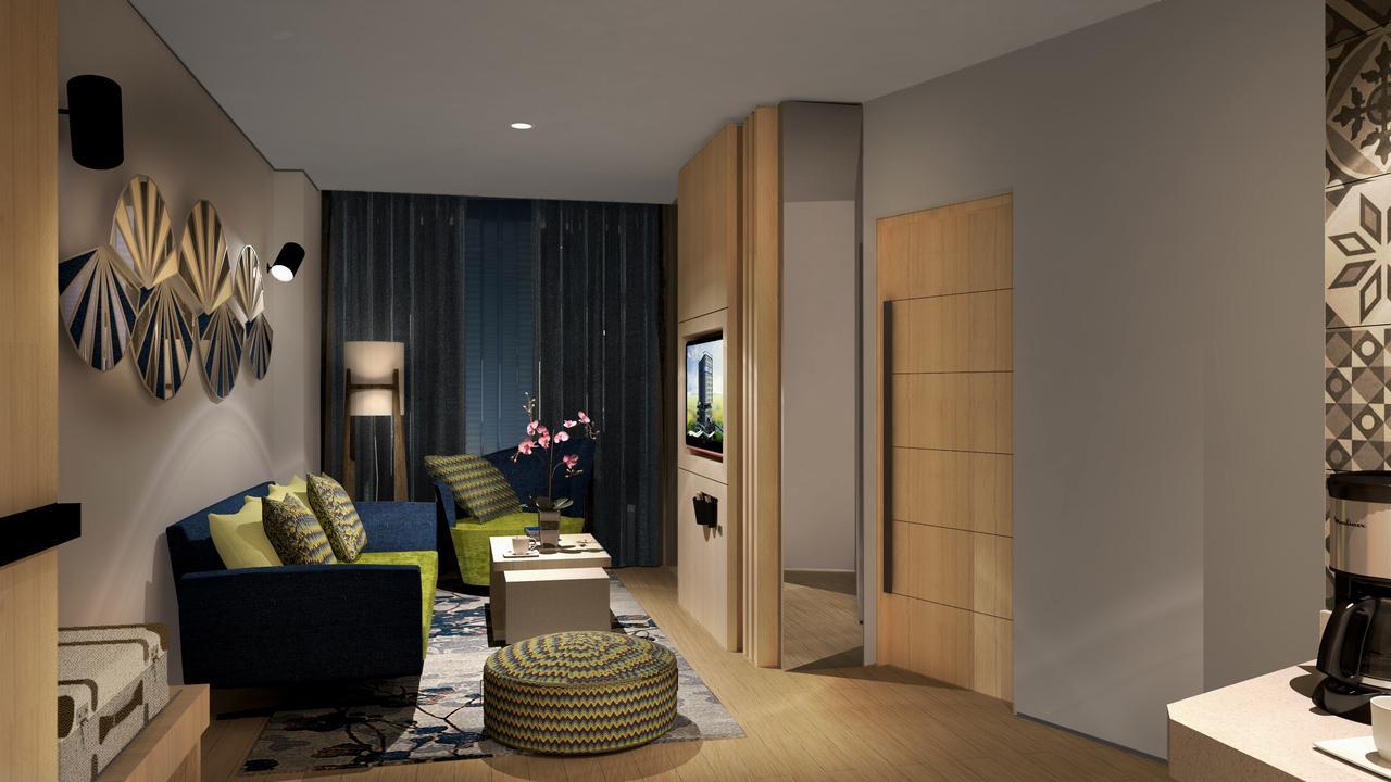 Novotel Karawang Esterno foto