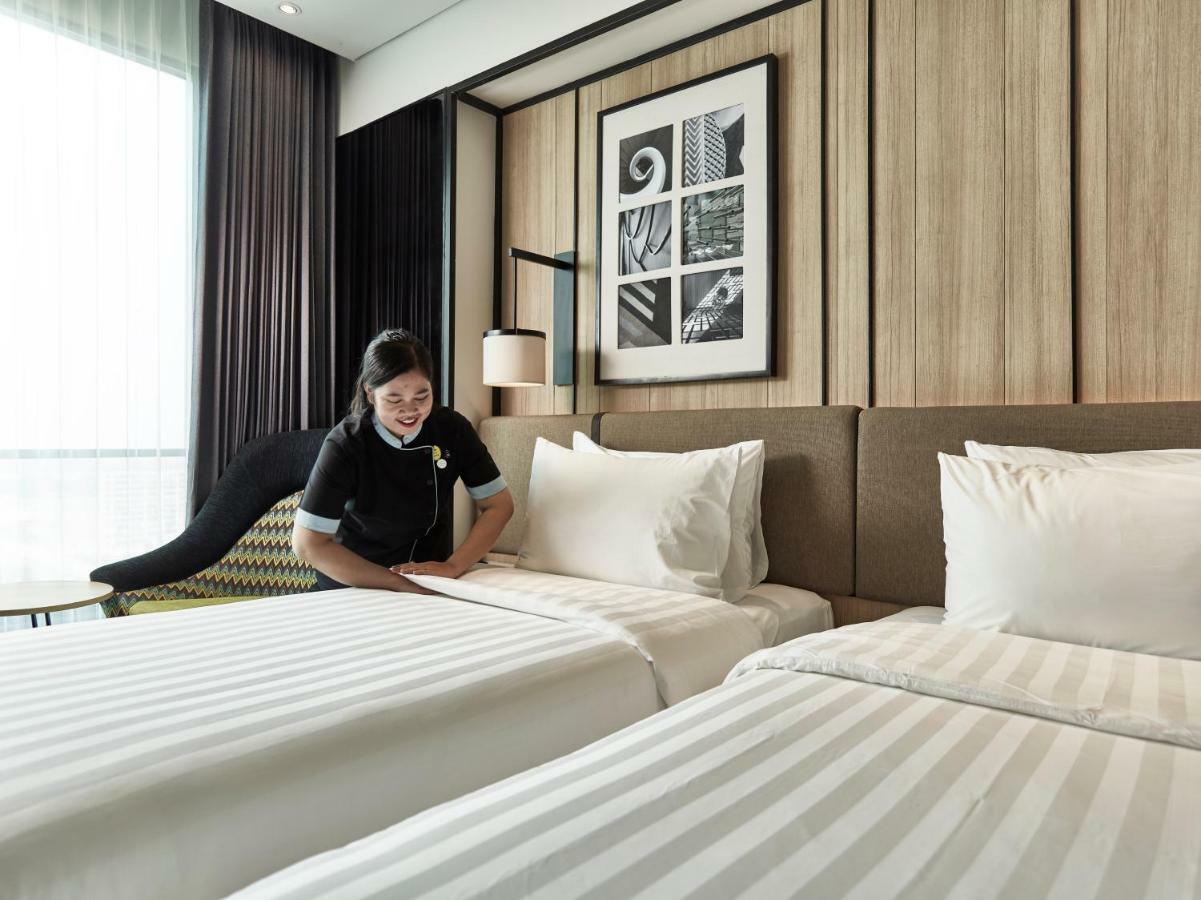 Novotel Karawang Esterno foto